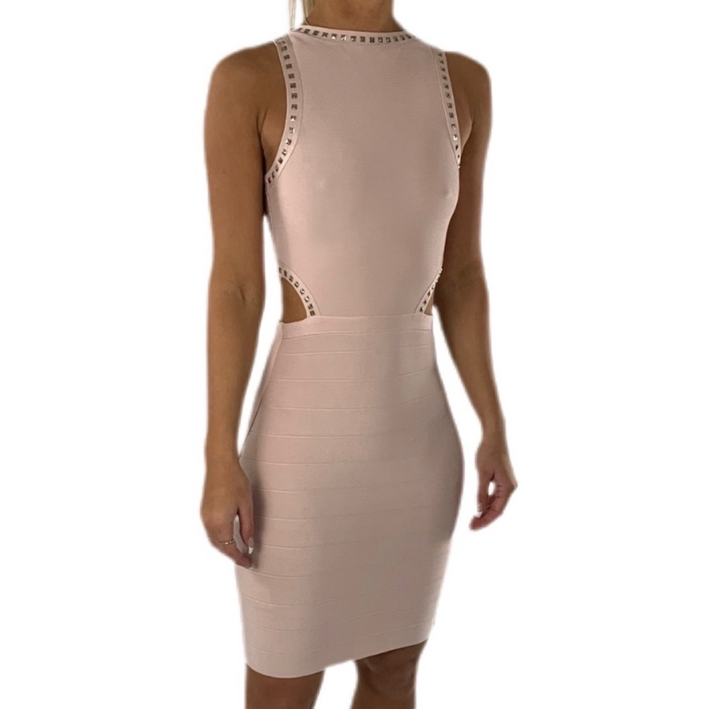 Rockstudd dress
